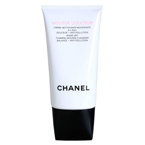 chanel detergente|Chanel cleansing skin care.